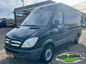 krockskadad bil bedrijf Mercedes Sprinter 311 2.2 CDI 366 Automaat 2006/10