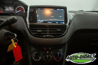 Peugeot 2008 1.2 Airco Navi 78.059 km picture 8