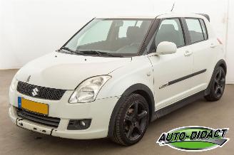 Auto incidentate Suzuki Swift 1.3 Airco Camera Shogun 2009/2