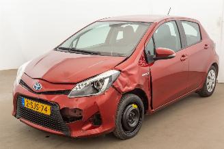 Coche accidentado Toyota Yaris 1.5 Full Hybrid 89.456 km Clima Aspiration 2013/10