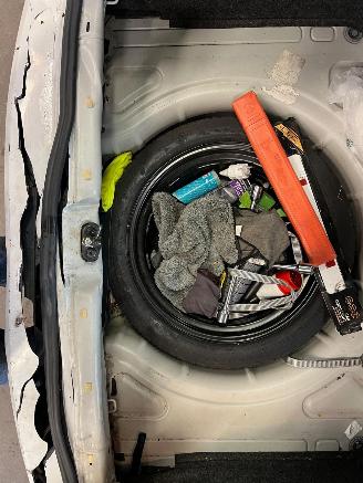 Volkswagen Golf 1.6 TDI Clima picture 37