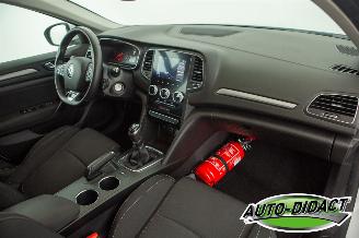 Renault Mégane Estate 1.0 Clima Navi TCe Zen picture 17