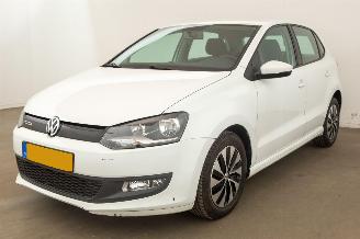 damaged passenger cars Volkswagen Polo 1.0 TSI BlueMotion Navi Airco Edition 2016/8