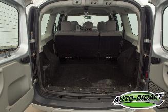 Dacia Logan 1.6 Lauréate picture 30