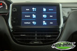 Peugeot 208 1.2 PureTech 66.812 km NAP Airco Blue Lion picture 7