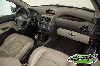 Peugeot 206 CC 2.0-16V Clima Leder picture 19