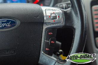 Ford S-Max 2.0-16V Clima Navi picture 13