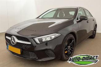 Coche accidentado Mercedes A-klasse 180 Automaat Digi Dash MOTORSCHADE Business Solution Luxury 2022/6