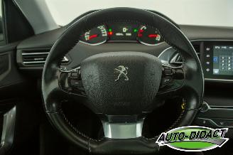 Peugeot 308 SW 1.2 PureTech Clima Navi Pano Style picture 5