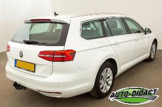 Volkswagen Passat 1.6 TDI Automaat Clima Navi Comfortline Business picture 4