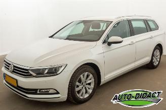 Unfallwagen Volkswagen Passat 1.6 TDI Automaat Clima Navi Comfortline Business 2018/1