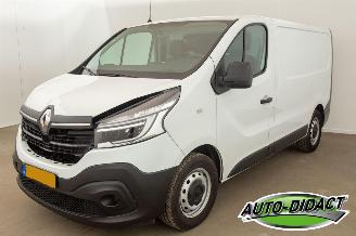 Schade bestelwagen Renault Trafic 2.0 dCi Automaat Airco 145 T29 L1H1 Comfort 2022/2