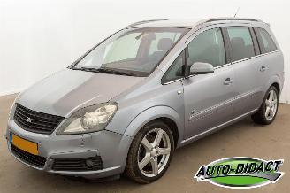 uszkodzony samochody osobowe Opel Zafira 2.2 Automaat 7p Cosmo 2006/9