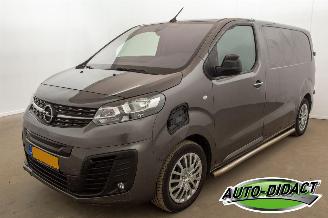 krockskadad bil bedrijf Opel Vivaro-e 87.280 KM 75 kWh L2H1 Innovation 2022/10