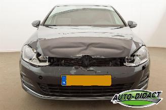 Volkswagen Golf 1.2 TSI Clima Connected Series picture 39