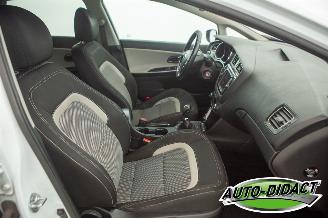 Kia Cee d 1.6 GDI Clima Navi Camera picture 21
