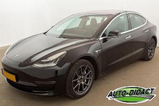 skadebil auto Tesla Model 3 Long Range AWD 75 kWh Pano Leder 2019/3