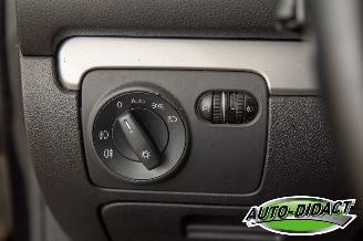 Volkswagen Golf 1.6 TDI BlueMotion Leder Navi picture 12