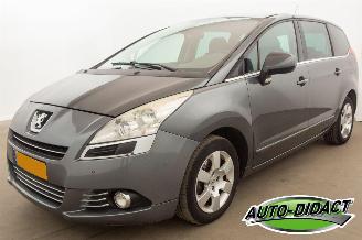 skadebil auto Peugeot 5008 1.6 VTi Clima Navi 7p. Blue Lease 2012/3