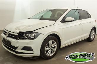 Schadeauto Volkswagen Polo 1.0 TSI 70kW Navi Clima Comfortline 2018/5