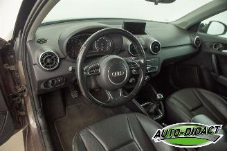 Audi A1 1.0 TFSI Navi Airco Leder picture 24