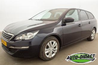 Voiture accidenté Peugeot 308 1.6 BlueHDI Navi Clima Leder Blue Lease Pack 2015/12