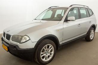 damaged passenger cars BMW X3 2.5i Automaat Clima Navi Executive 2004/5