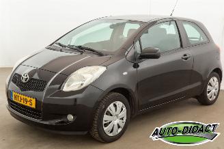 skadebil auto Toyota Yaris 1.0 VVT-i Airco Spirit 2007/12