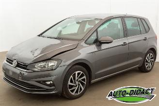 skadebil auto Volkswagen Golf Sportsvan 1.5 TSI Navi Camera Clima 2019/2