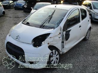 Salvage car Citroën C1 C1 Hatchback 1.0 12V (1KR-FE(CFB)) [50kW]  (06-2005/09-2014) 2010