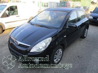 Coche siniestrado Hyundai I-20 i20 Hatchback 1.2i 16V (G4LA) [57kW]  (09-2008/12-2012) 2010