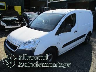 Salvage car Peugeot Partner Partner (GC/GF/GG/GJ/GK) Van 1.6 HDI, BlueHDI 75 (DV6FE(BHW)) [55kW]  =
(07-2011/12-2018) 2017