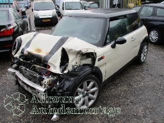 rozbiórka samochody osobowe Mini Mini Mini One/Cooper (R50) Hatchback 1.6 16V Cooper (W10-B16A) [85kW]  (06-=
2001/09-2006) 2003