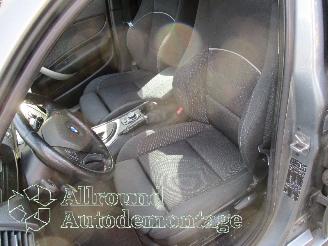 BMW 1-serie 1 serie (E87/87N) Hatchback 5-drs 120i 16V (N43-B20A) [125kW]  (03-200=
7/06-2011) picture 13