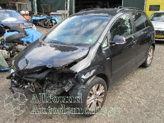 Salvage car Volkswagen Golf Golf Plus (5M1/1KP) MPV 1.2 TSI (CBZA) [63kW]  (05-2010/12-2013) 2013