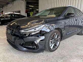 Hyundai I-30 cw Edition 30+ Panorama / R-Kamera / Navi picture 10