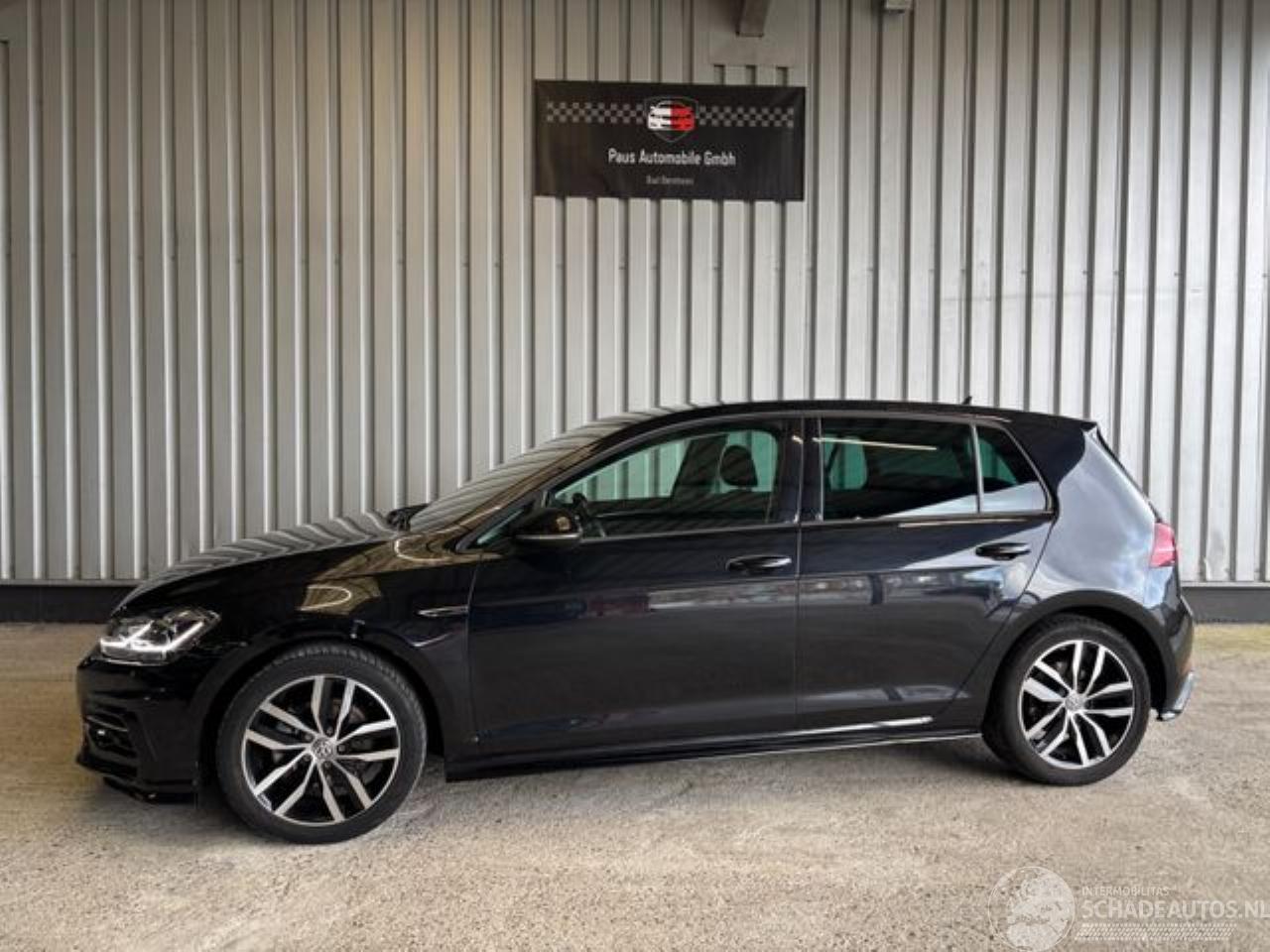 Volkswagen Golf VII Lim. 1.5 TSI Highline DSG