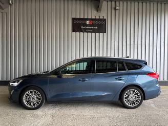 Ford Focus Turnier Titanium Pano / LED / R-Kamera picture 4