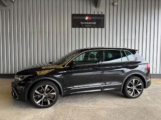 damaged passenger cars Volkswagen Tiguan R-Line 2.0 TSI 4Motion DSG / Panorama 2022/11