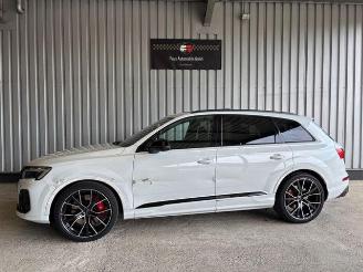 damaged passenger cars Audi SQ7 4.0 TFSI Quattro Pano / VOLLL / NP € 148.000 2026/5