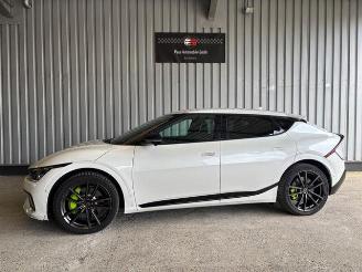 Vaurioauto  passenger cars Kia EV6 GT 4WD 77,4 KWH / Sport-Sitze / StandHz 2023/8