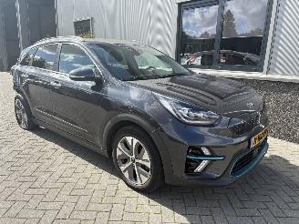 krockskadad bil auto Kia e-Niro ExecutiveLine 64kWh 2020/3