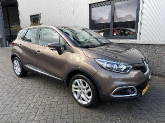 Schadeauto Renault Captur 0.9 TCe Dynamique 2014/2