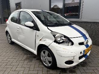 Auto incidentate Toyota Aygo 1.0 12V Xcite White 2009/11