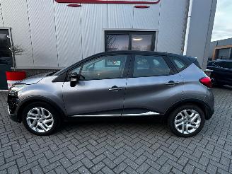 Renault Captur 0.9 TCe Dynamique picture 24