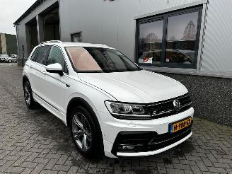 Voiture accidenté Volkswagen Tiguan 1.4TSI 4 Motion Highline Automaat 2017/9