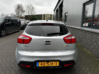 Kia Rio 1.2 CVVT Plus Pack picture 2