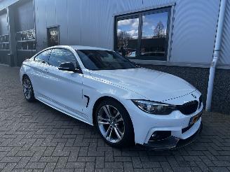 krockskadad bil auto BMW 4-serie 420i High Executive 2017/8