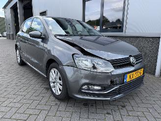 Unfallwagen Volkswagen Polo 1.2 TSI Comfortline Connected Series 2017/2