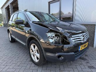 uszkodzony samochody osobowe Nissan Qashqai+2 2.0 Tekna 2009/11